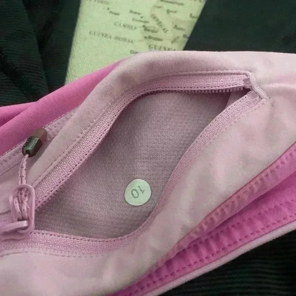 Lululemon Run: Inspire Crop II *ALLUX
Wee Stripe Black Vintage Pink Pow Pink Lt - Picture 14 of 16